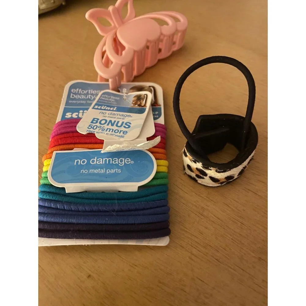 New Bundle of 20pcs Hair Ties & Hair Clip